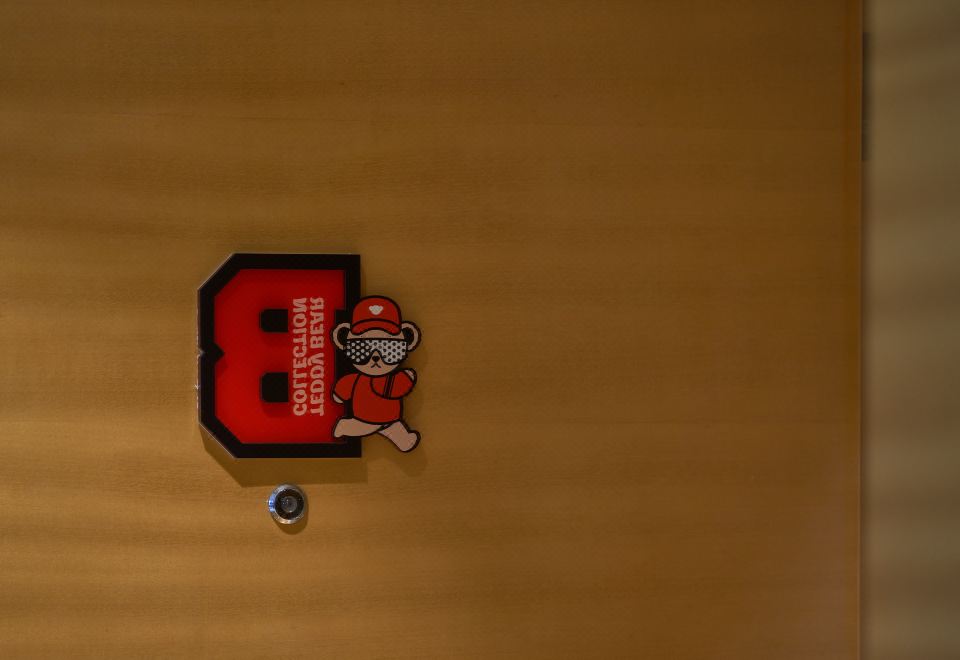 Cheery Canal Hotel HangzhouTeddy Collectible Twin Room