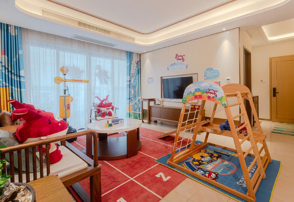 酷芽超級飛俠運動親子三房兩廳