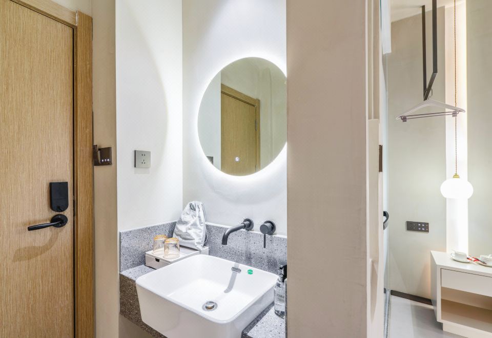 几时沐光大床房（全屋智能＋乾湿分离+洗衣机）