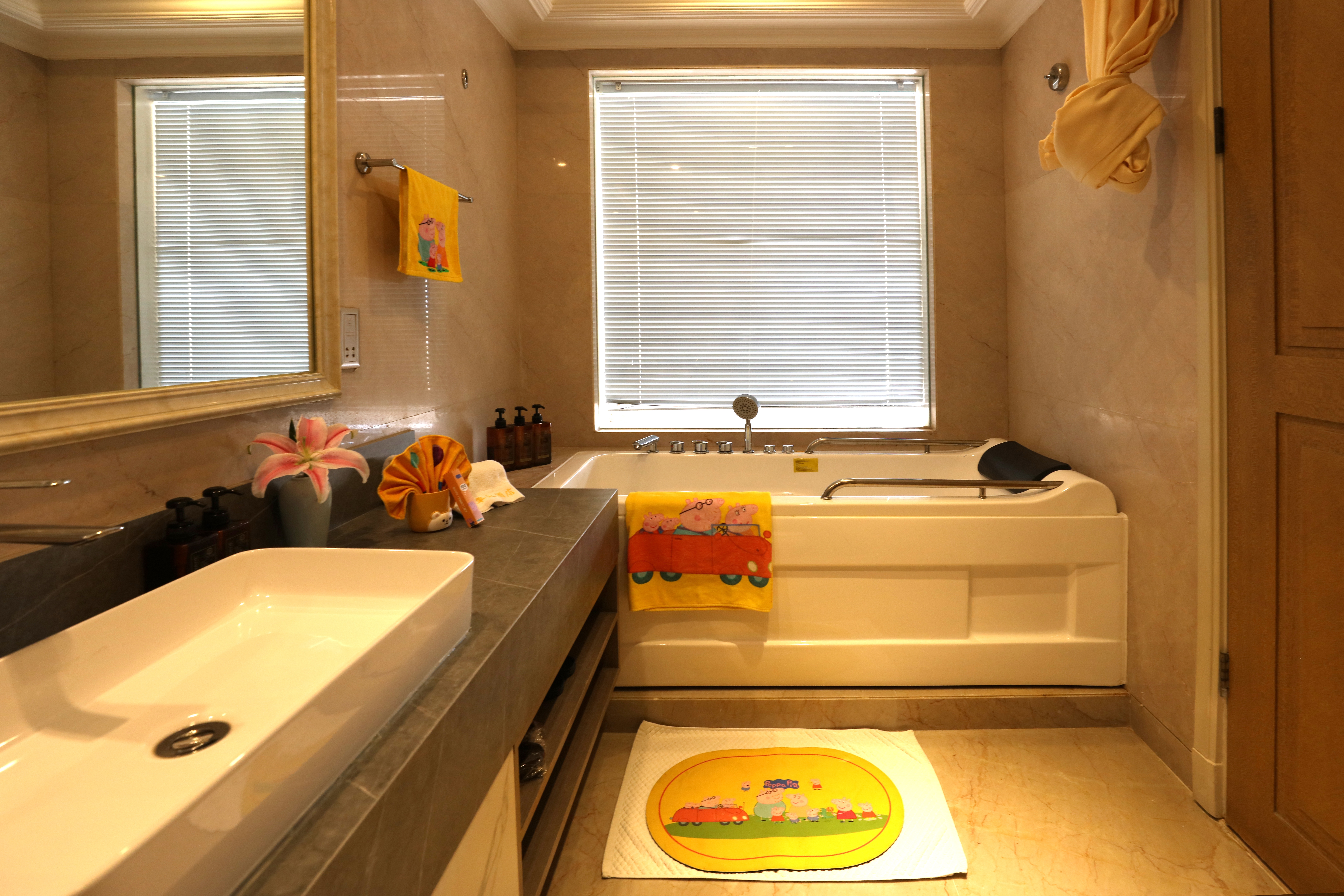 童趣|小猪佩奇主题房