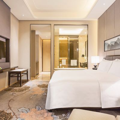 高級豪華大床房 龍巖富力萬達嘉華酒店優惠