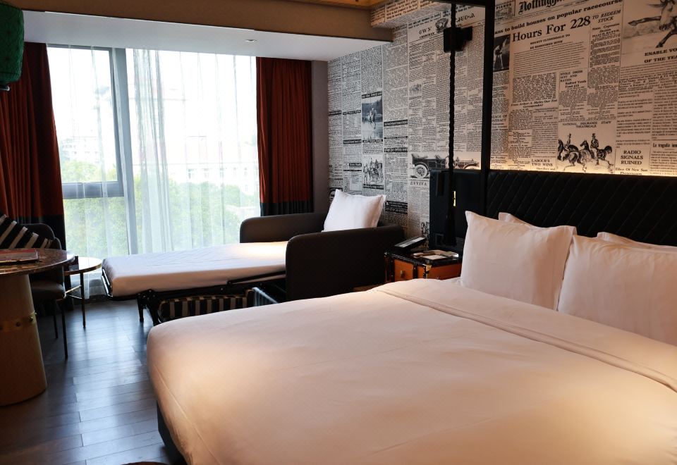 ARTHUR HOTEL CANTON TOWER GUANGZHOUFamily Standard Room