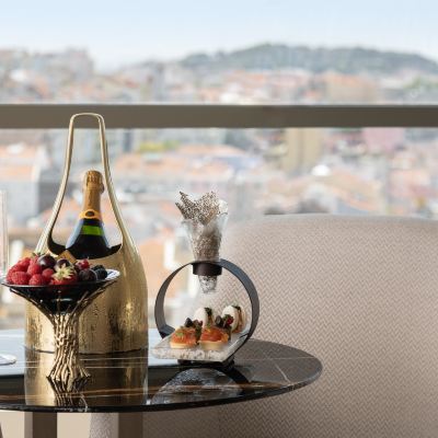 Deluxe Family Room EPIC SANA Marques Promo Code