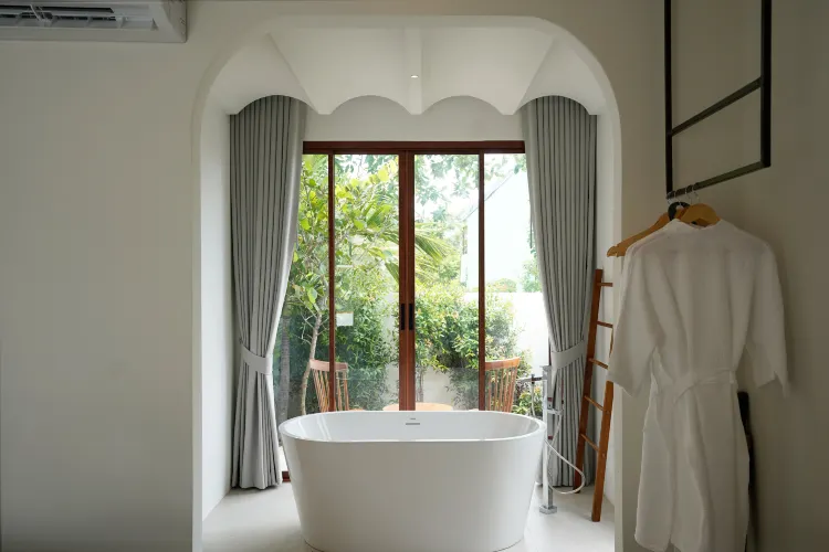 Mondaze Room - ห้องเตียงคิงไซส์พร้อมวิวสวน