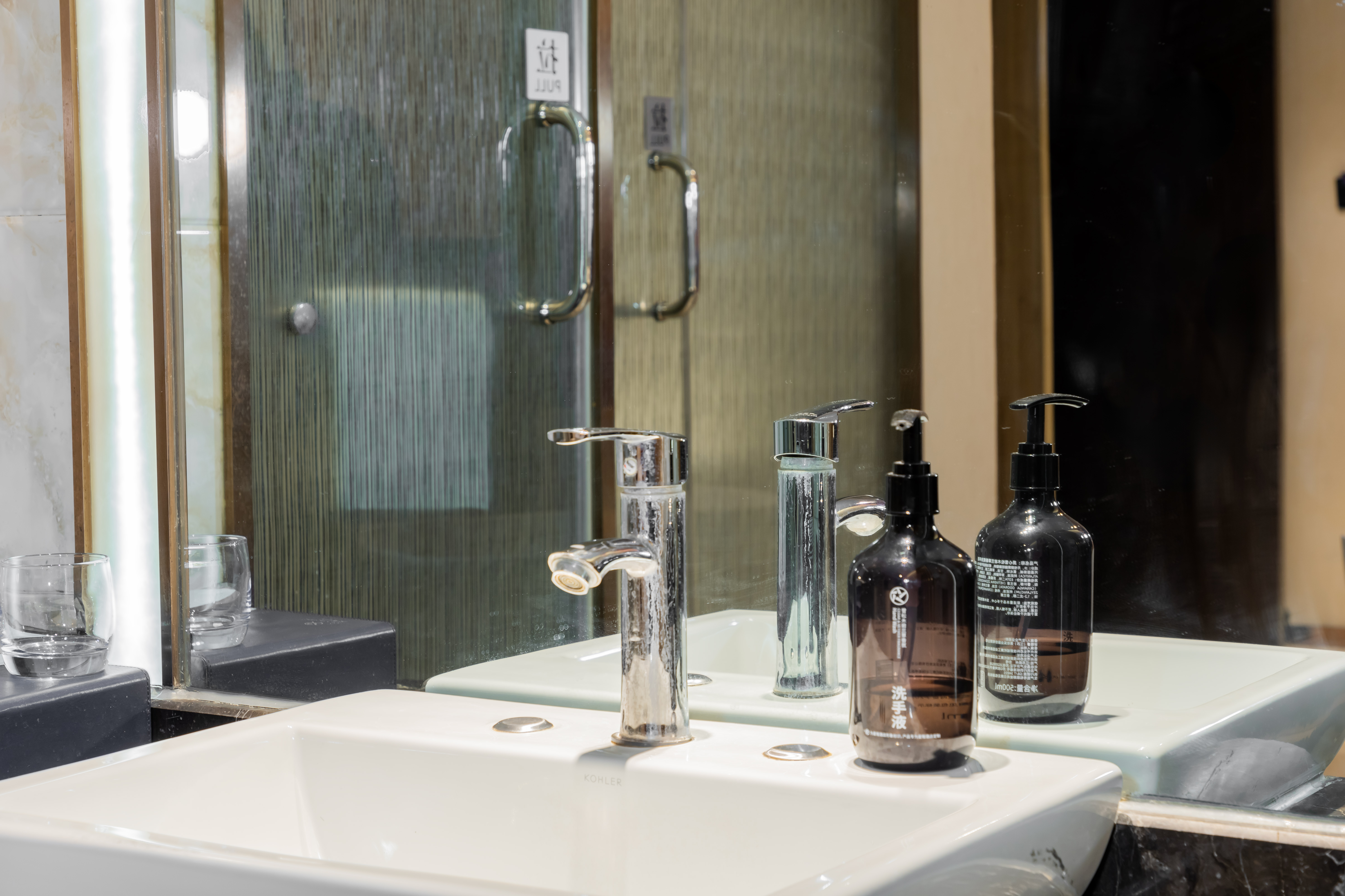 Starway Hotel (Xi'an North Railway Station, Fengcheng Fifth Road)行政精英双床房（舒适好眠+释压床垫+乾湿分离）