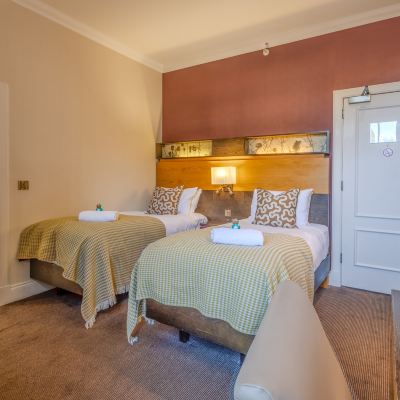 Interconnecting Family Room DoubleTree by Hilton Dunblane Hydro Hotel Promo Code