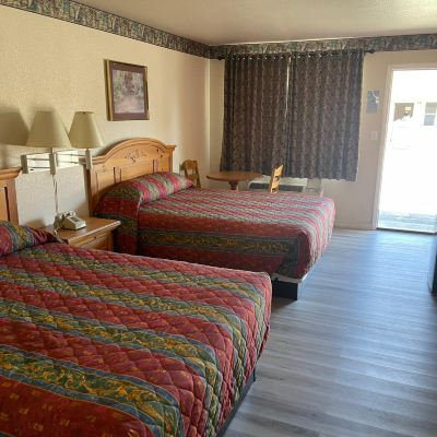 2 Queen Bed Smoking Lakeside Inn & Suites Promo Code