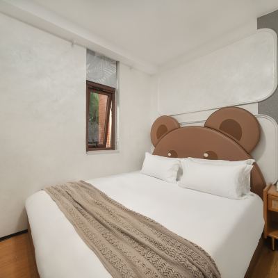 霧野•大床房（乳膠床墊+睡到自然醒） 鼓浪嶼柏文熊飯店（三丘田碼頭店）優惠