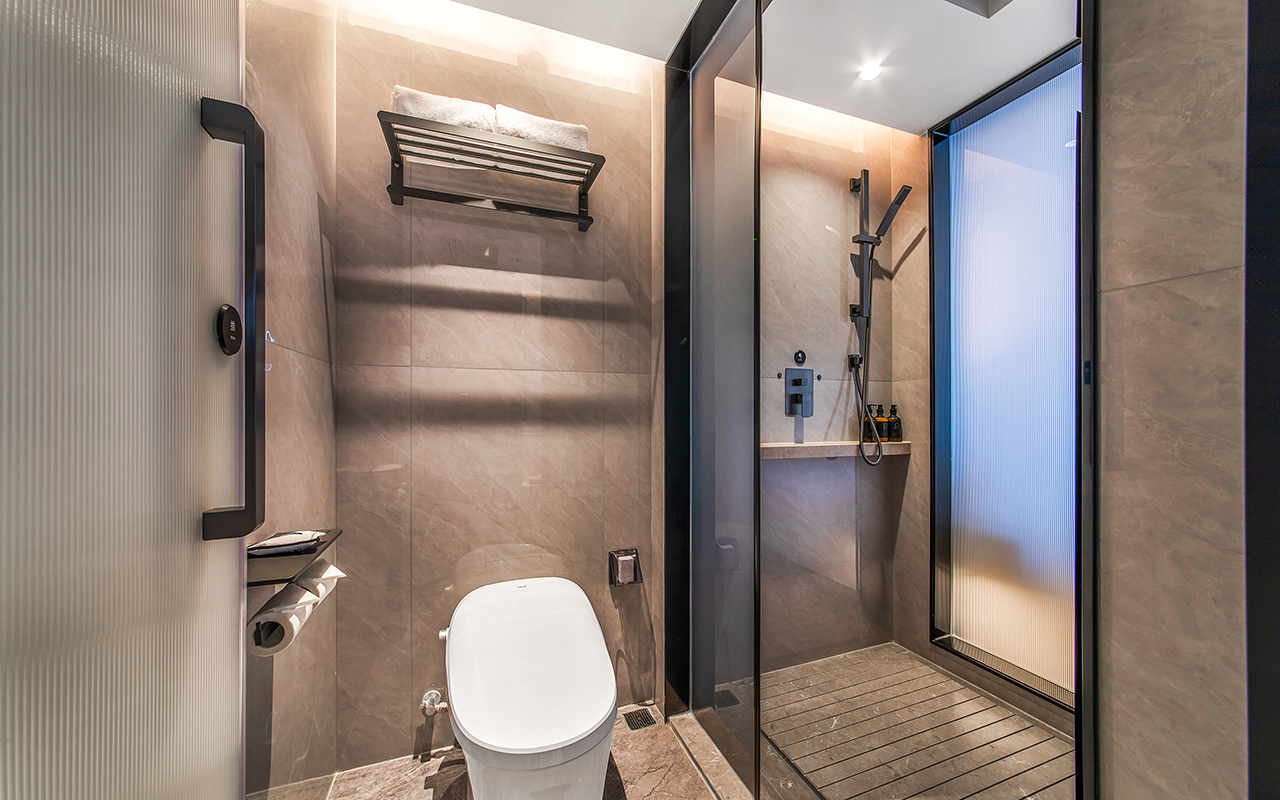 Delicate City-View Twin Room