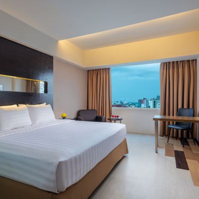 Deluxe Double or Twin Room ASTON Makassar Hotel & Convention Center Promo Code