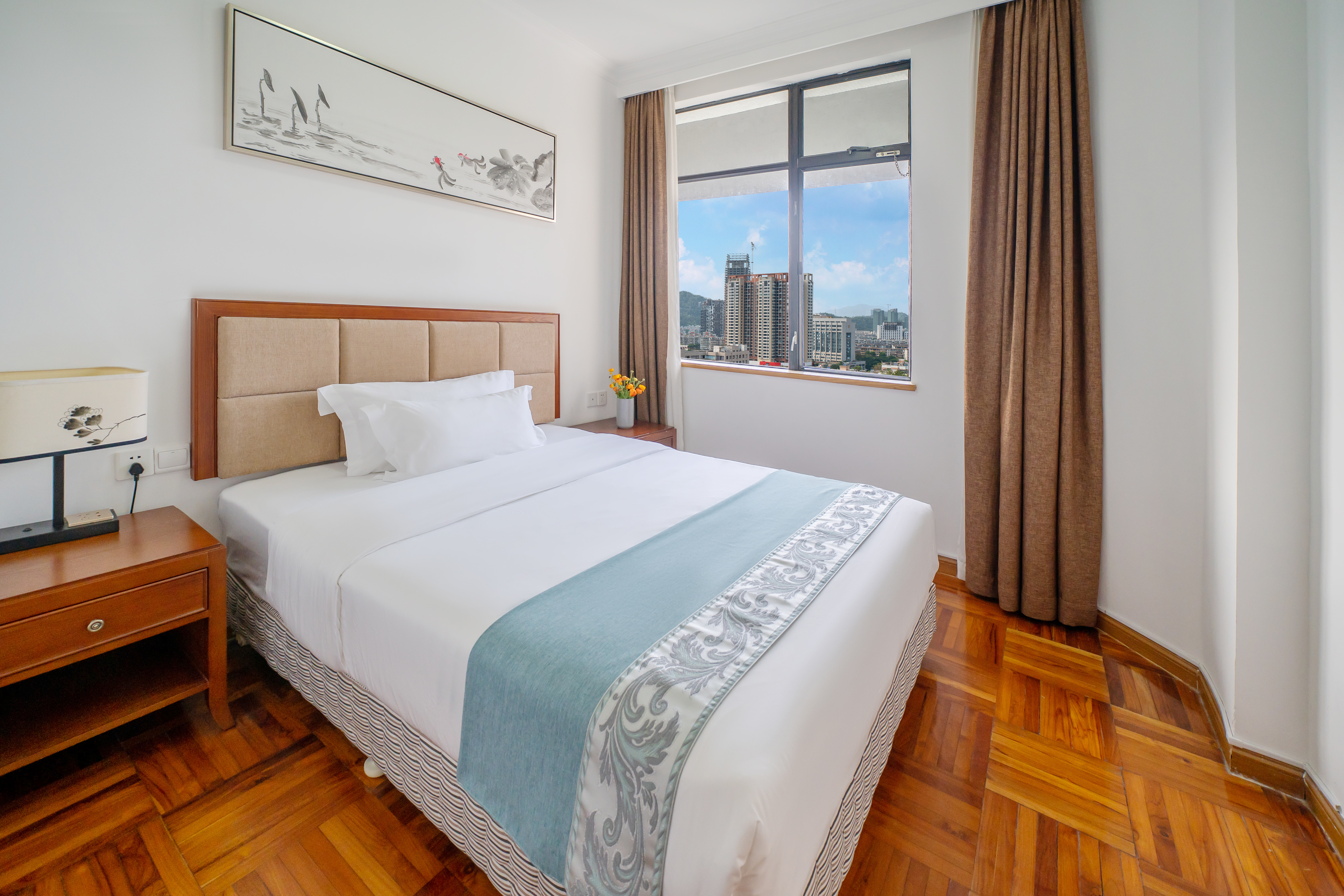 庭院舒适两房二厅套房