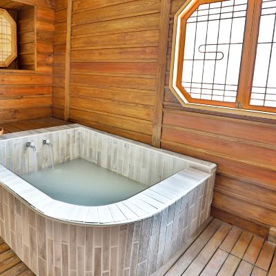 靜泉高級雙人床 台北麗之湯溫泉會館優惠