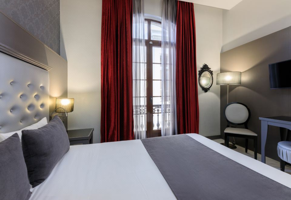 双人床或双床房