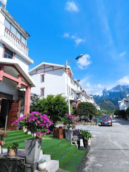 Nanfang Jinshi Inn