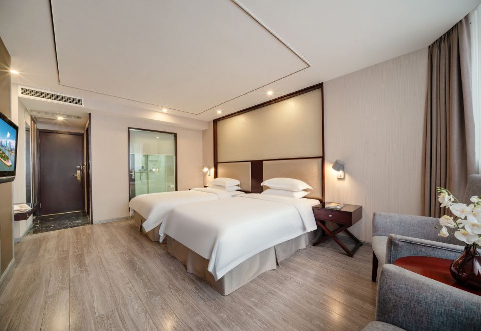 Phoenix Regalia Hotel (Chengdu Chunxi Road Taikoo Li Store)Business Standard Room