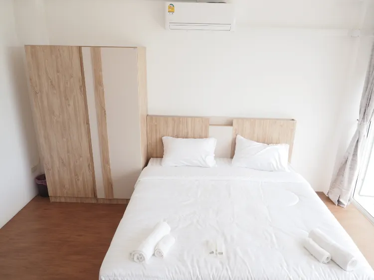 6 Bedroom Apartment TH0