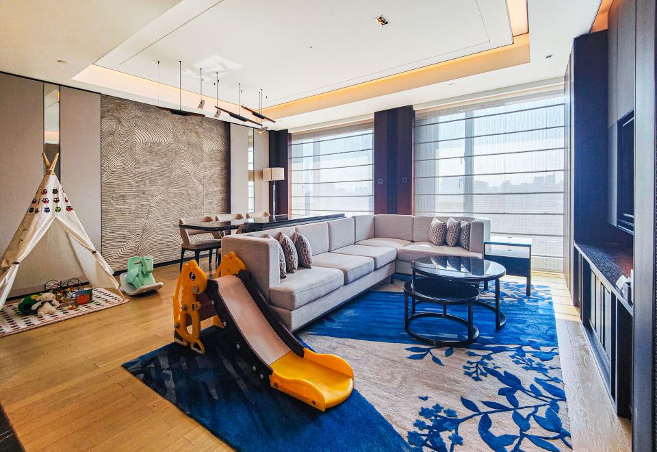 童趣亲子二居套房