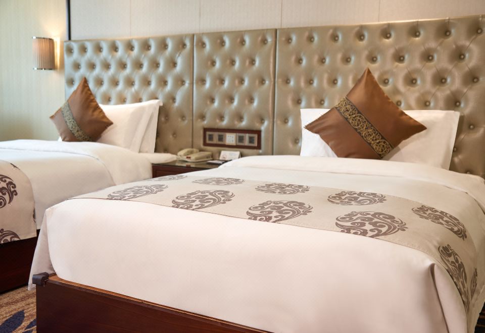 行政双床房（凌空山景+Minibar）