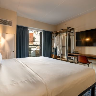 Deluxe King Room The Maj Hotel Promo Code