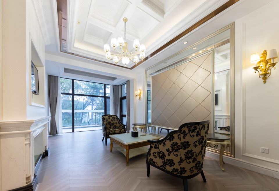 别墅10号楼-饱览湖光山色