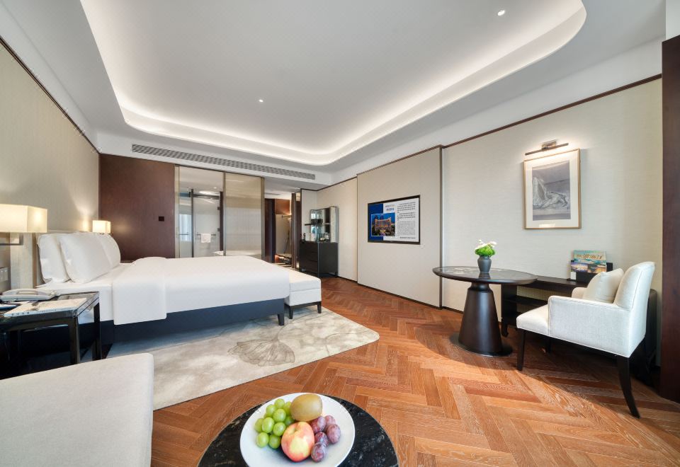 ZhouShan CaiFu HotelPrivilege Queen Room