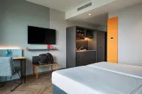 LOGINN Hotel Köln Airport