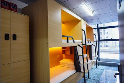Chaomanju Hostel (Weihai Railway Station Hanlefang)  호텔