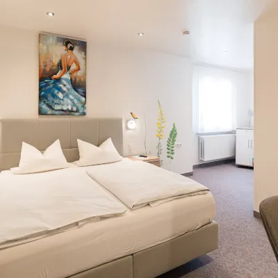 PrivatHotel Probst Hotels near Schöner Brunnen