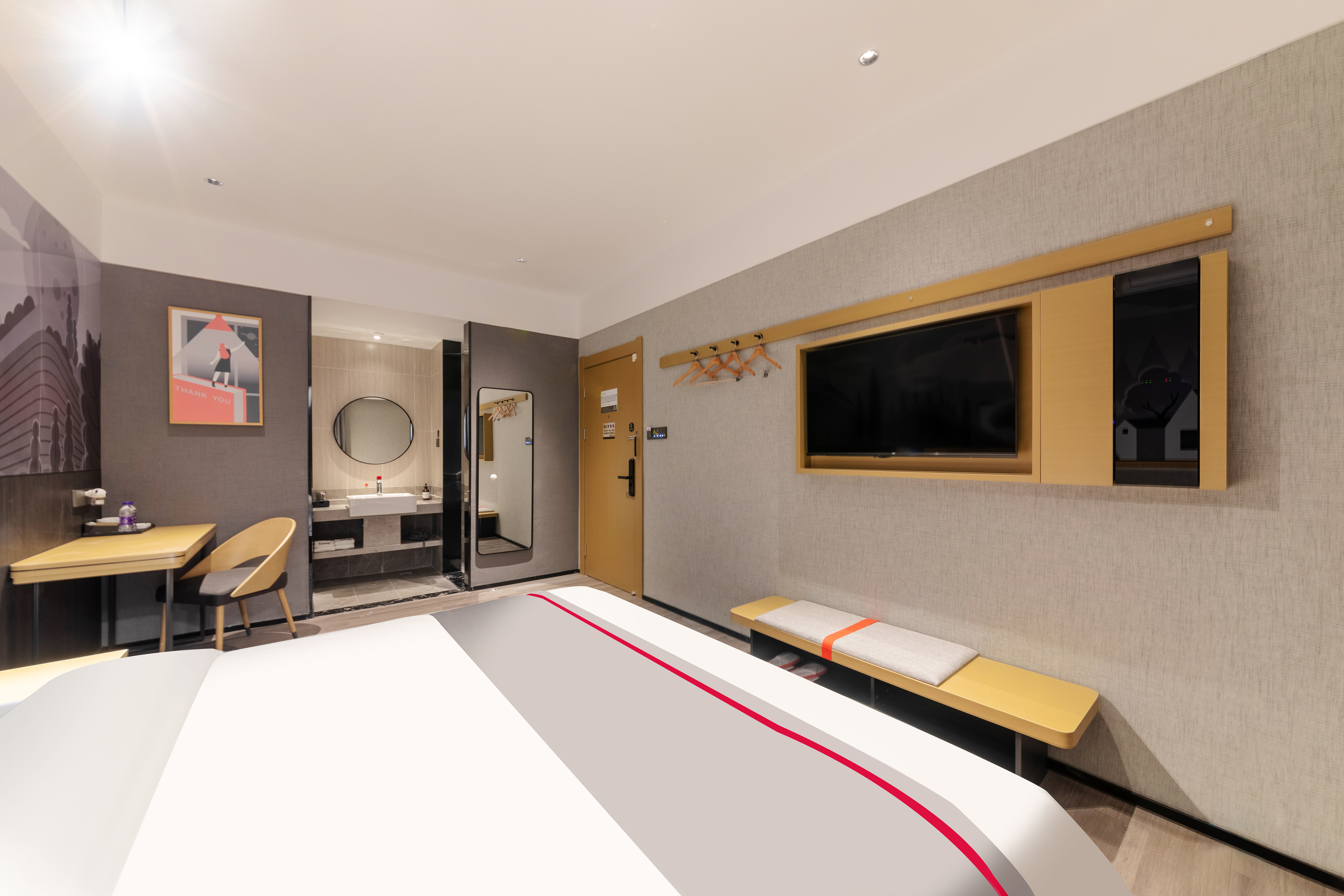 温馨精选大床房（智能客控+乾湿分离+大牌床品）