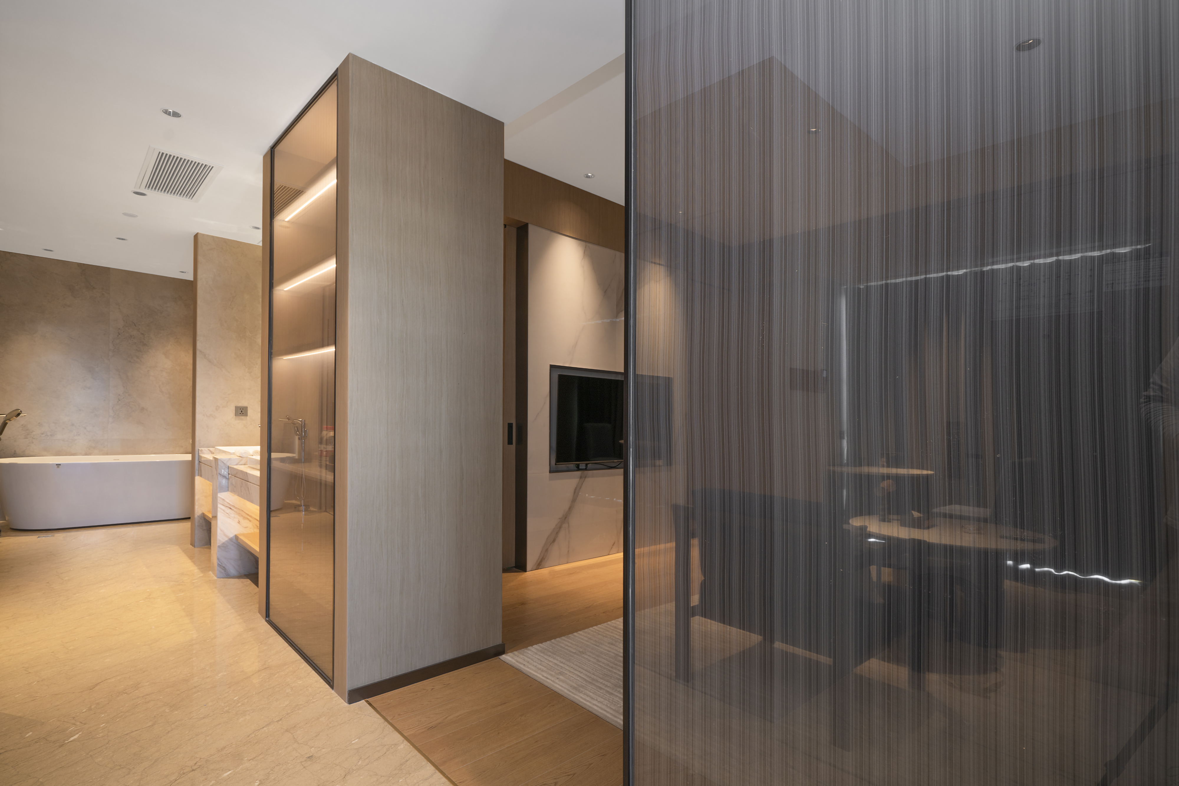 悦享景观套房【一室一厅+深泡浴缸+休闲沙发+双衞】