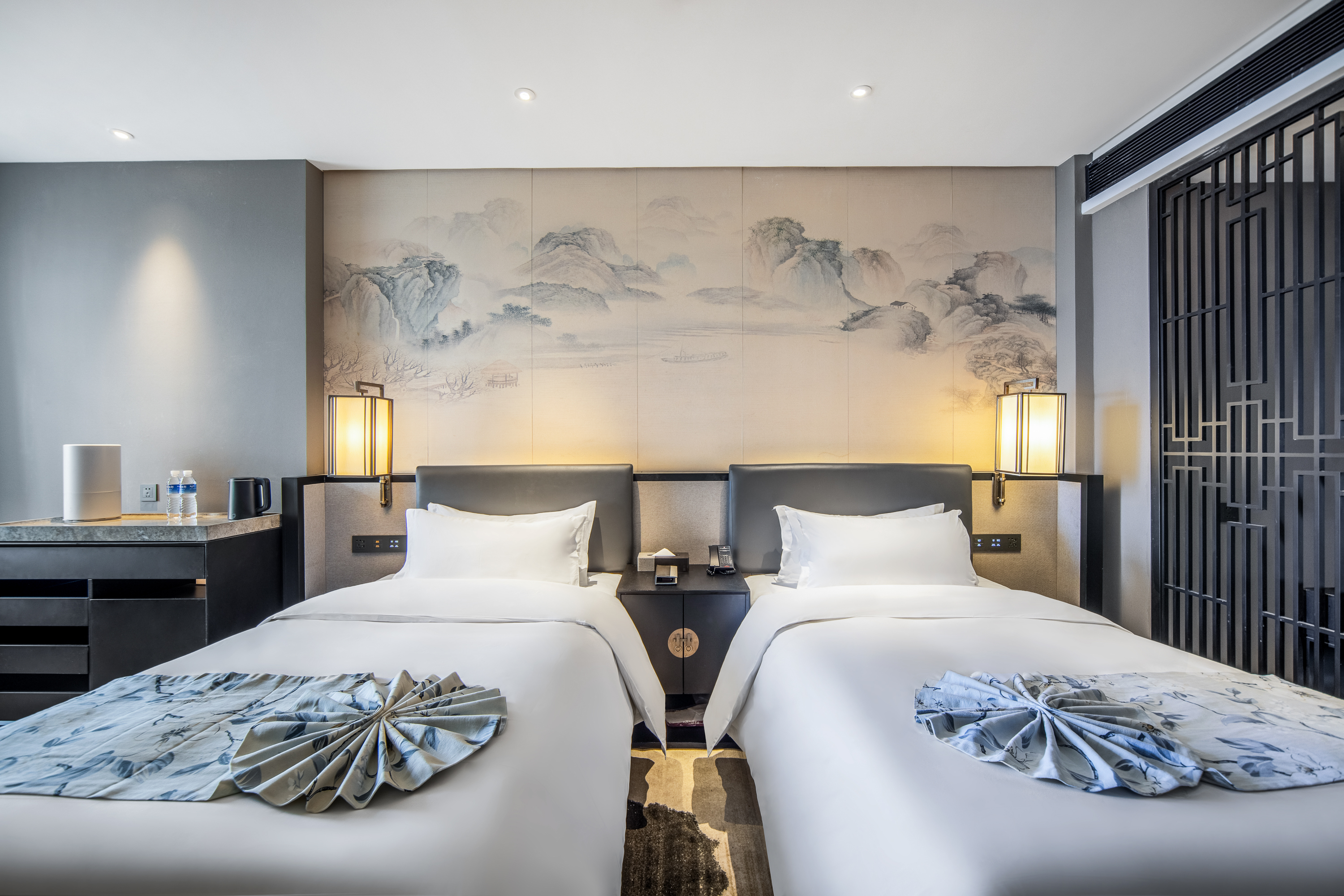 标准双床房（零圧床垫+手机投屏+温润加湿器）