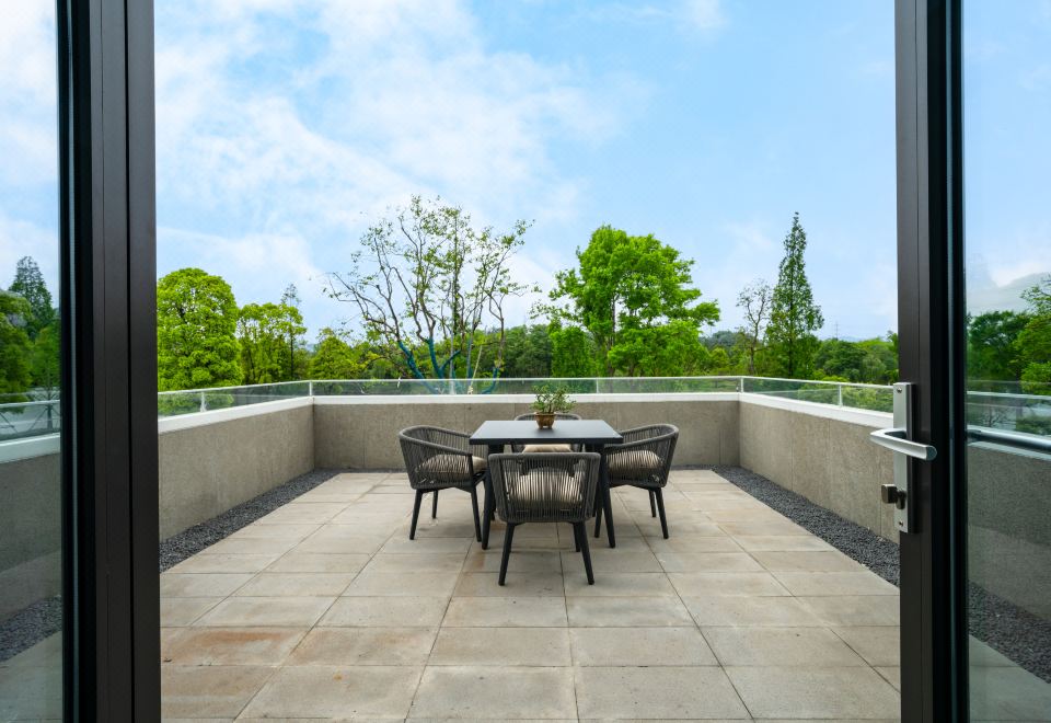 湖雅阁三卧室别墅