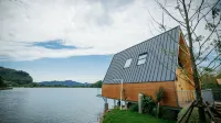 Longhu Mountain Heming Valley Qishe Homestay