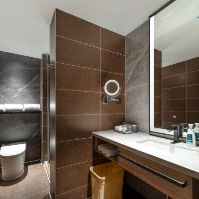 幾木家庭房（投屏電視+小冰箱+亞朵一代深睡枕PRO） 青島奧帆中心五四廣場亞朵S飯店優惠