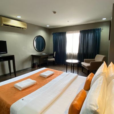 Deluxe Studio With Park View