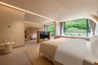 Buyan · Four Seasons Oxygen Mountain Residence (Siguniang Mountain Scenic Area Branch)