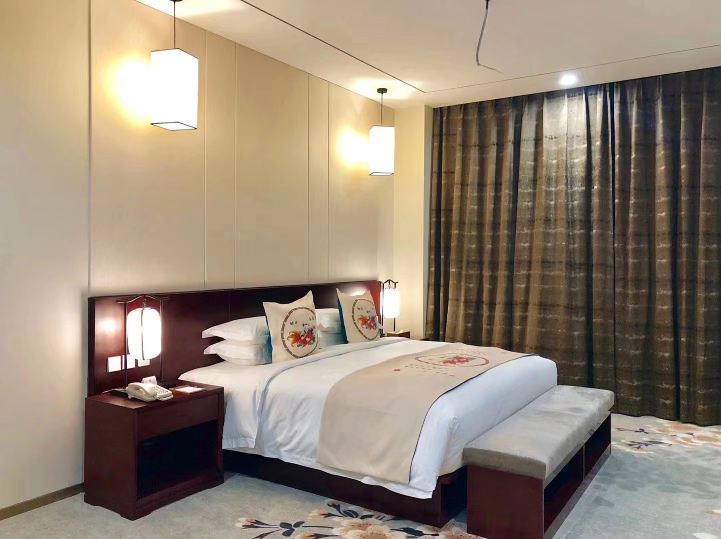 豪华河景套房|两室两厅