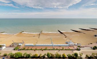 The View Hotel - Housity