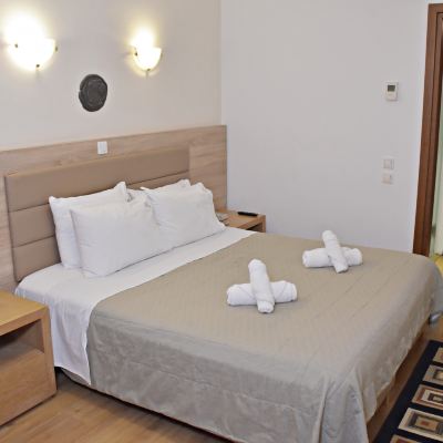 雙人或雙床房 阿瑞圖薩酒店優惠