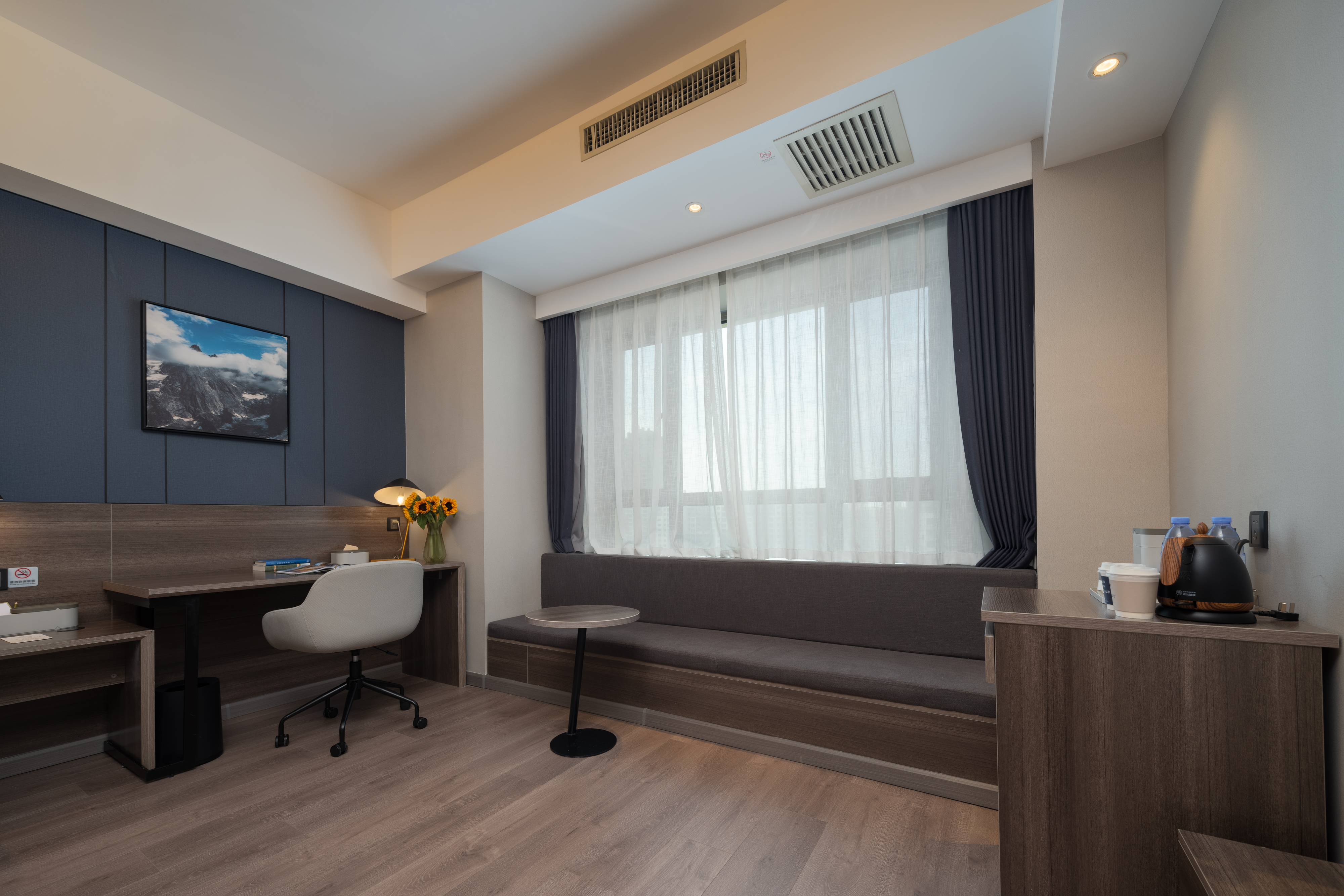 幾木家庭房（雙人洗手枱+手機投屏＋加濕器＋浴袍）