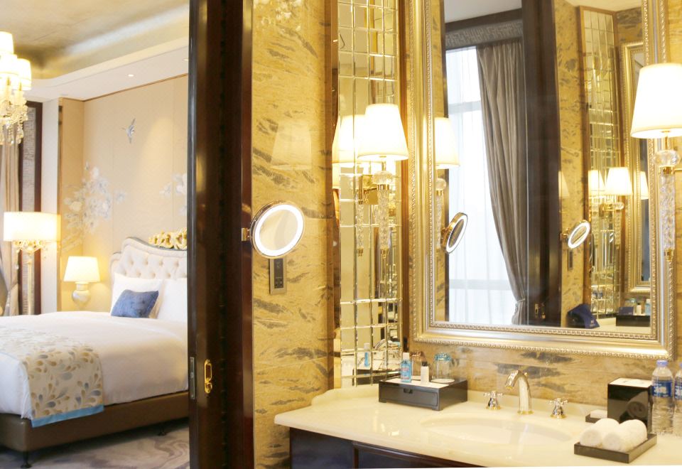 总统套房（超大会客厅+迷你厨房）