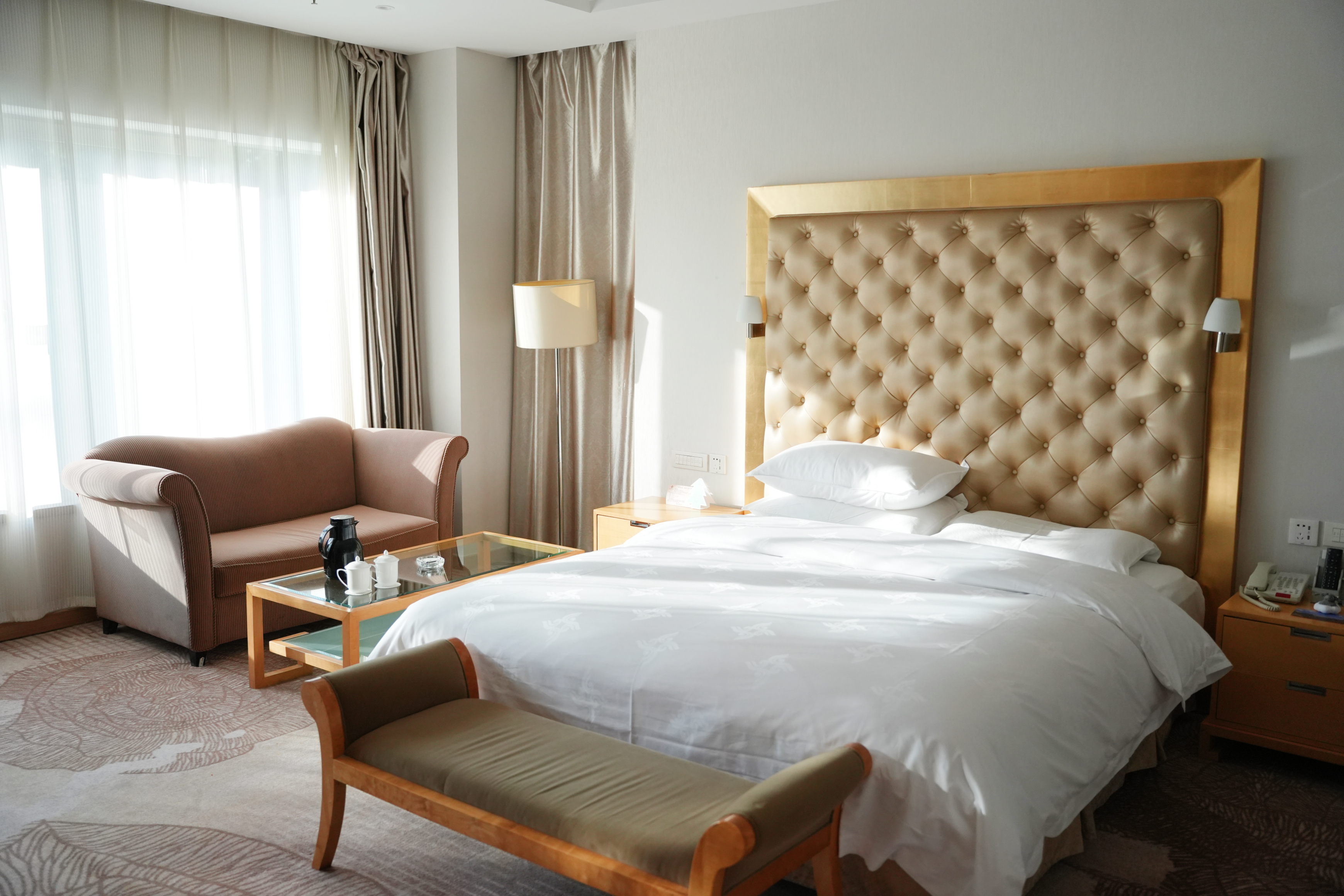 荣耀优享大床房