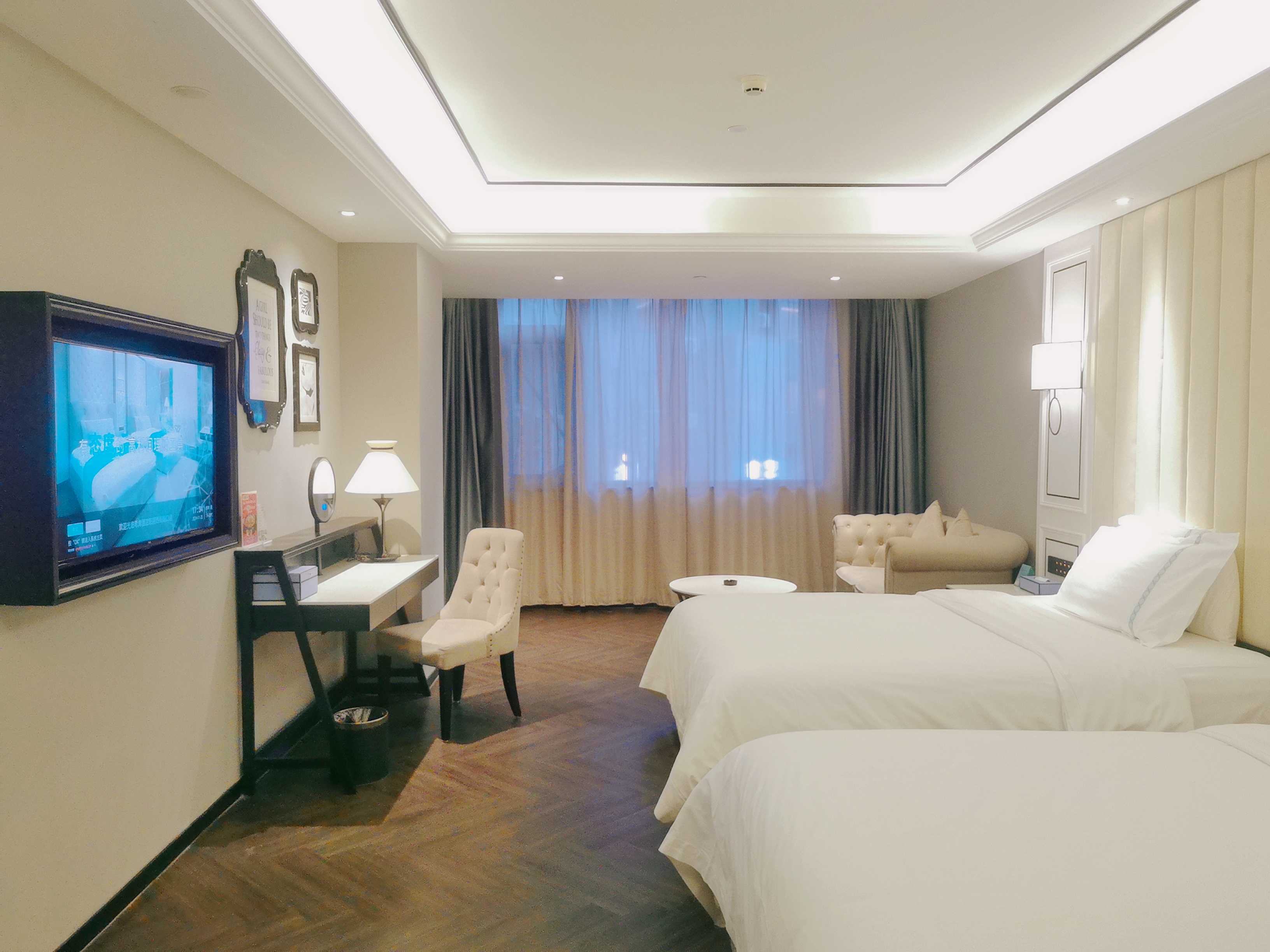 希岸商务双床房（时尚轻奢｜智慧客控｜风尚投屏）