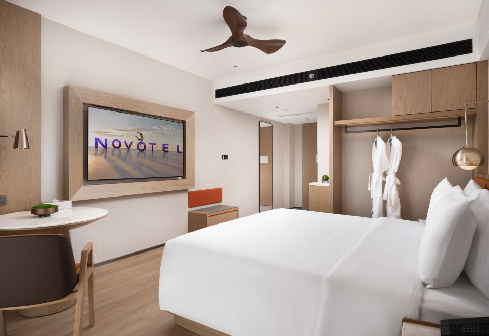 高級山景大床房