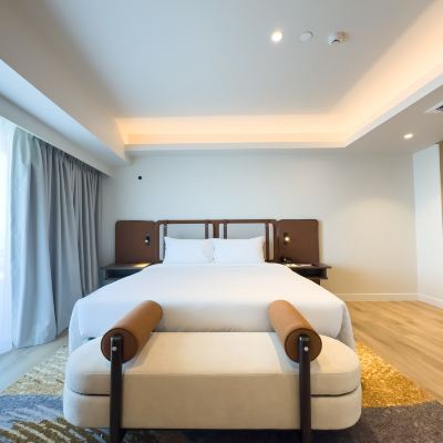 แกรนด์เอ็กเซกคิวทีฟ สวีท วิวมหาสมุทร  รหัสโปรโมชั่น ดี วารี จอมเทียนบีช (SHA Extra Plus)