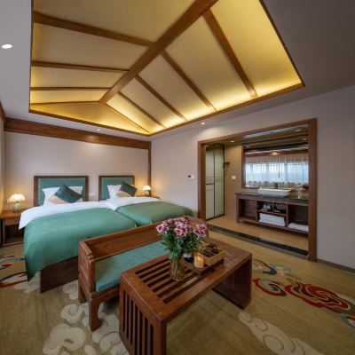 陽光舒適雙床房（深睡乳膠床墊+獨立空調） 麗江逆旅客棧優惠