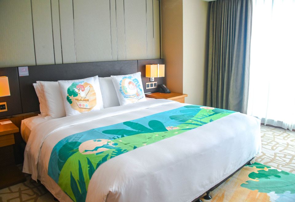 Swiss Grand NanchangDinosaur Fantasy Egg Family Suite