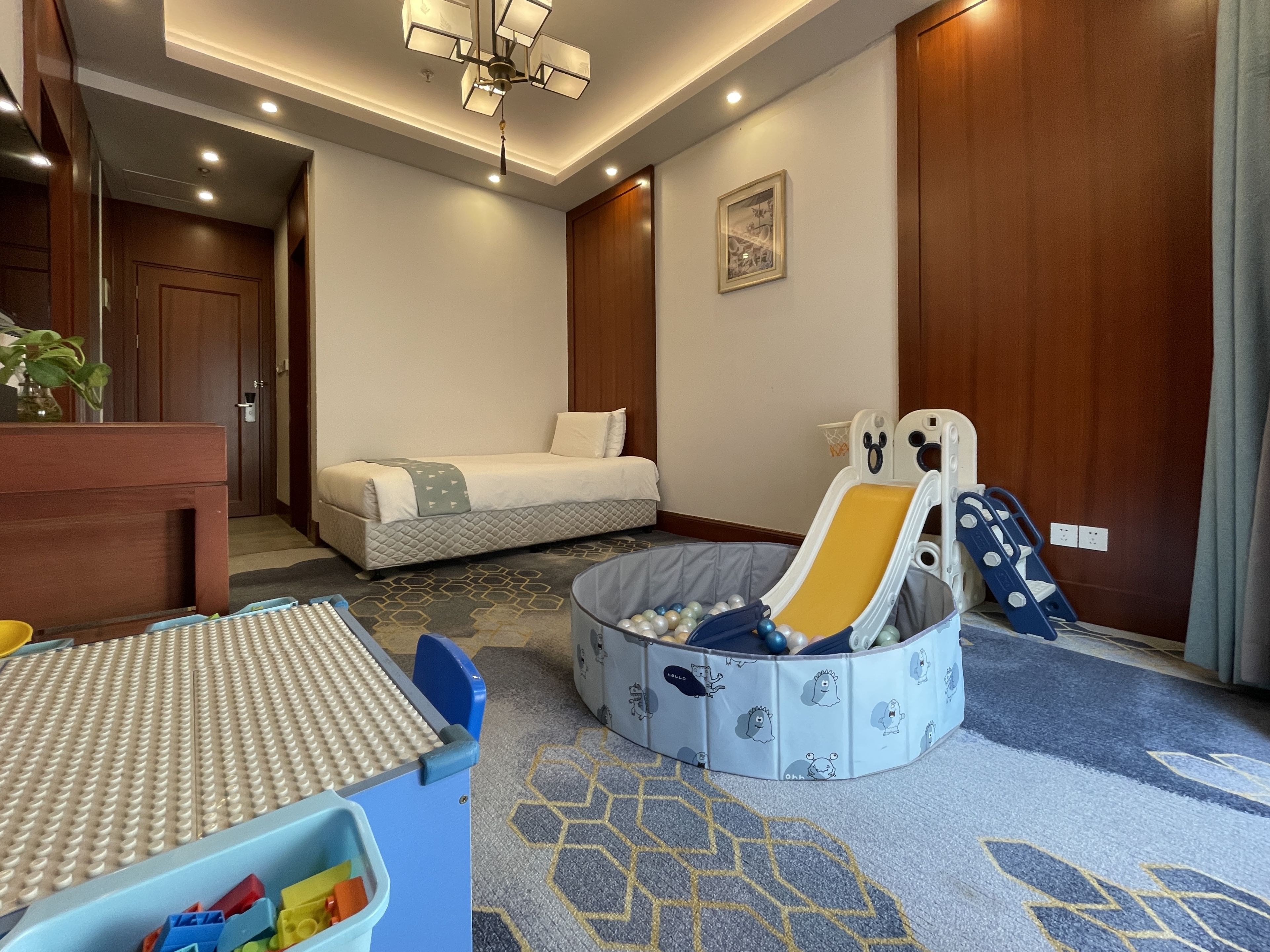 Grand Cozy Hotel (Yangzhou Dongguan Street)月明居·庭院亲子套房