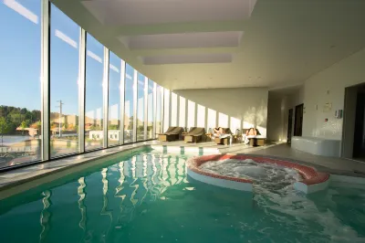 Grapple Hotel & Spa Hotele w: 