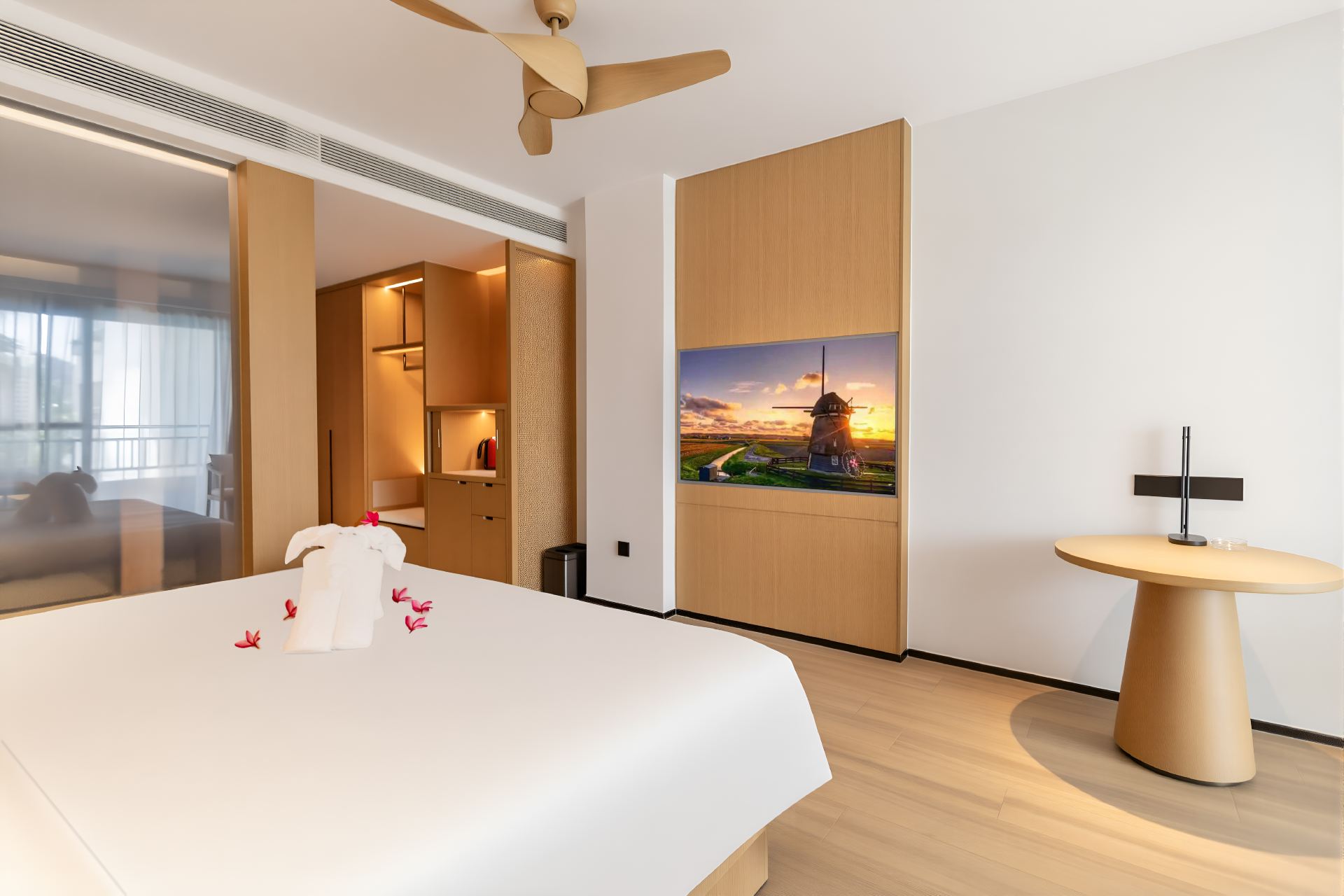 Dongrong Poolside Deluxe Double Bed Room
